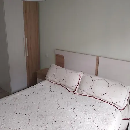 San Juan De La Cruz Con Garaje Incluido דירה